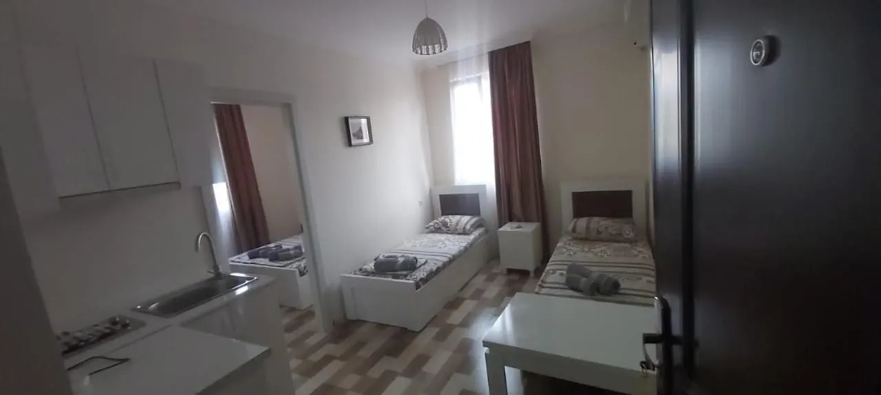 Gio'S Guest House Batumi