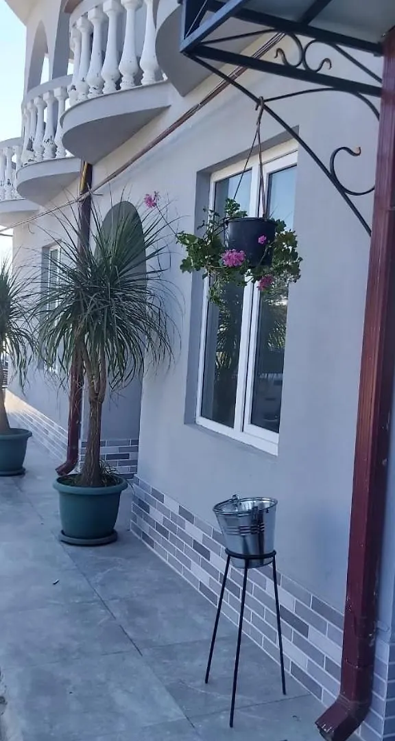 Gio'S Guest House Batumi