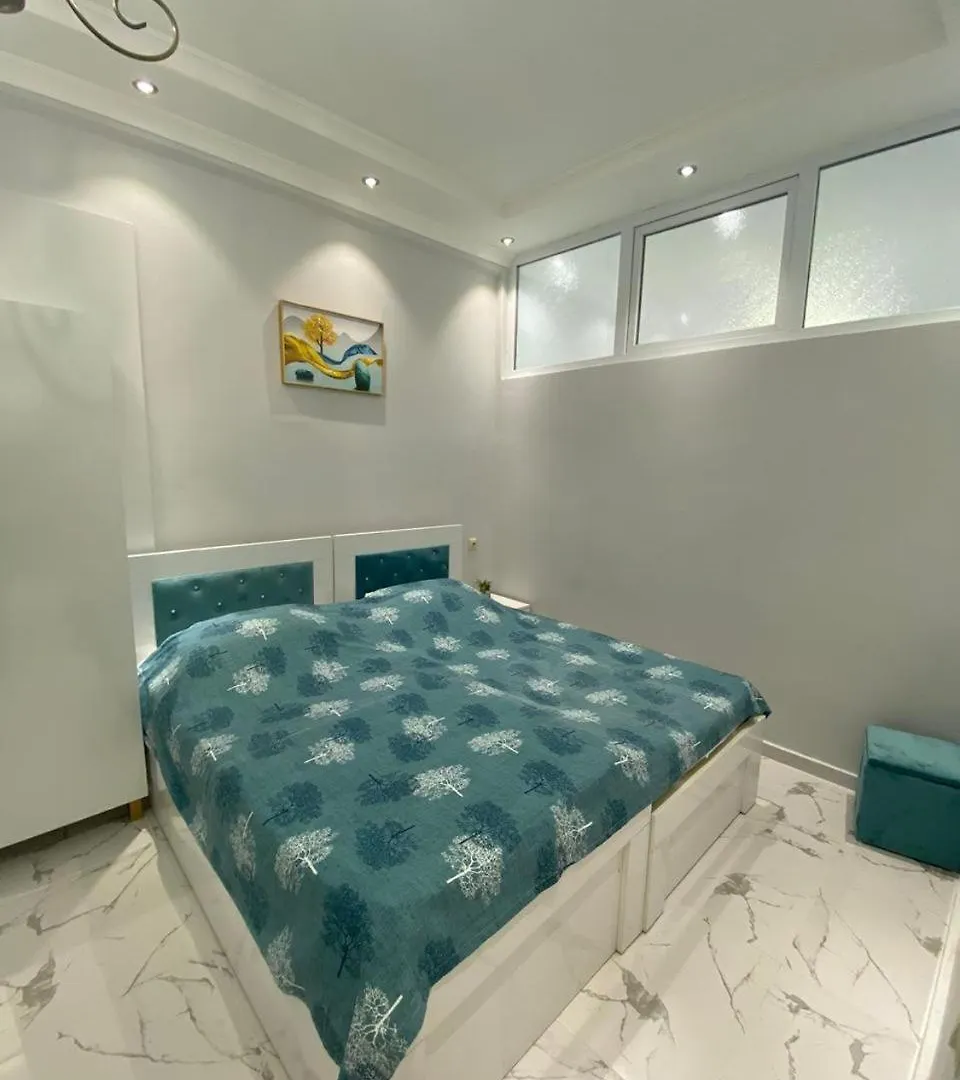 Gio'S Guest House Batumi
