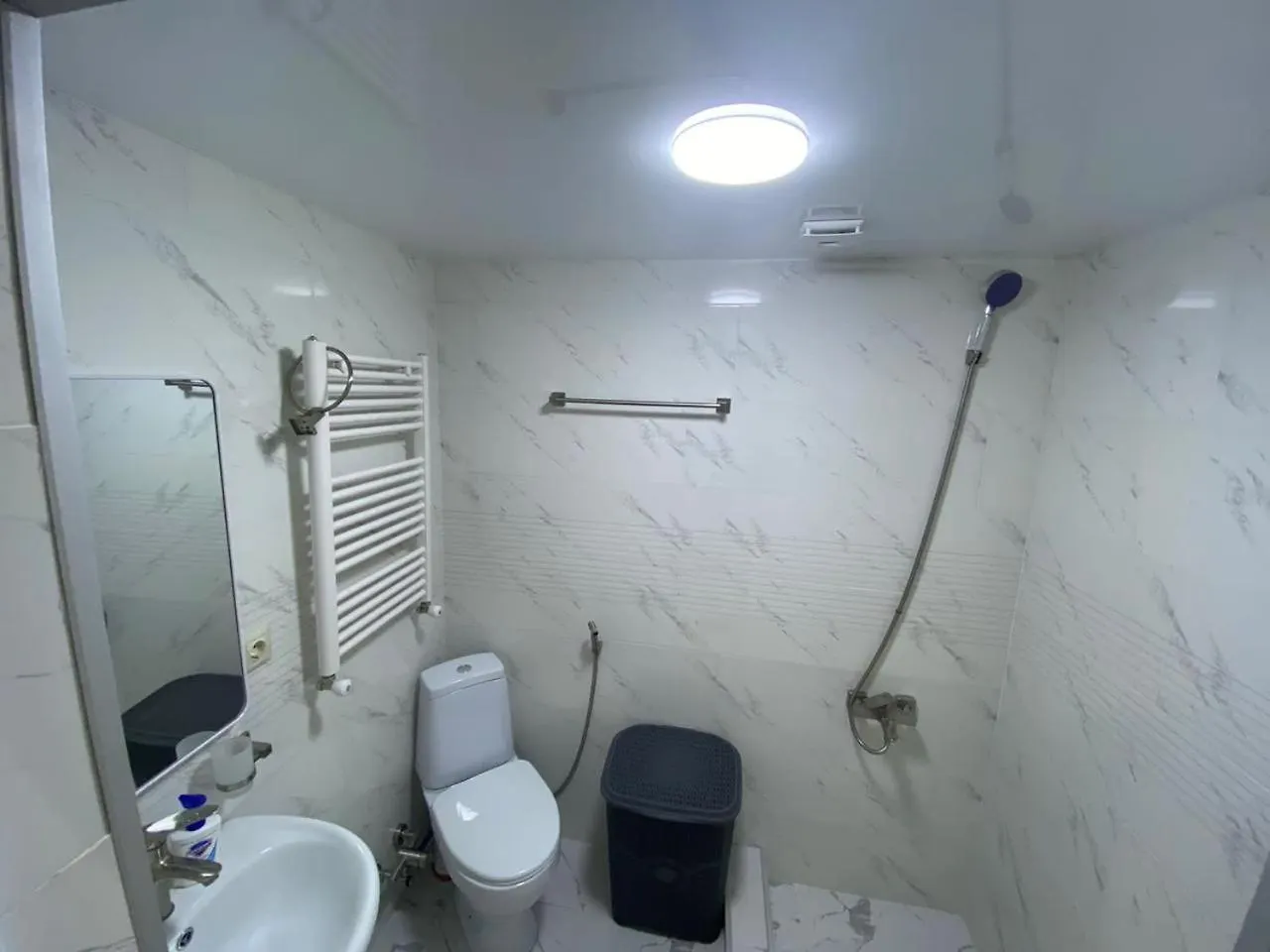 Gio'S Guest House Batumi 0*,