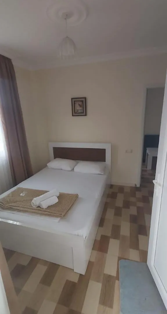 Gio'S Guest House Batumi