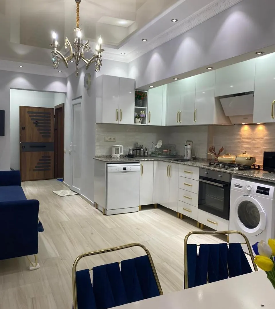Gio'S Guest House Batumi 0*,